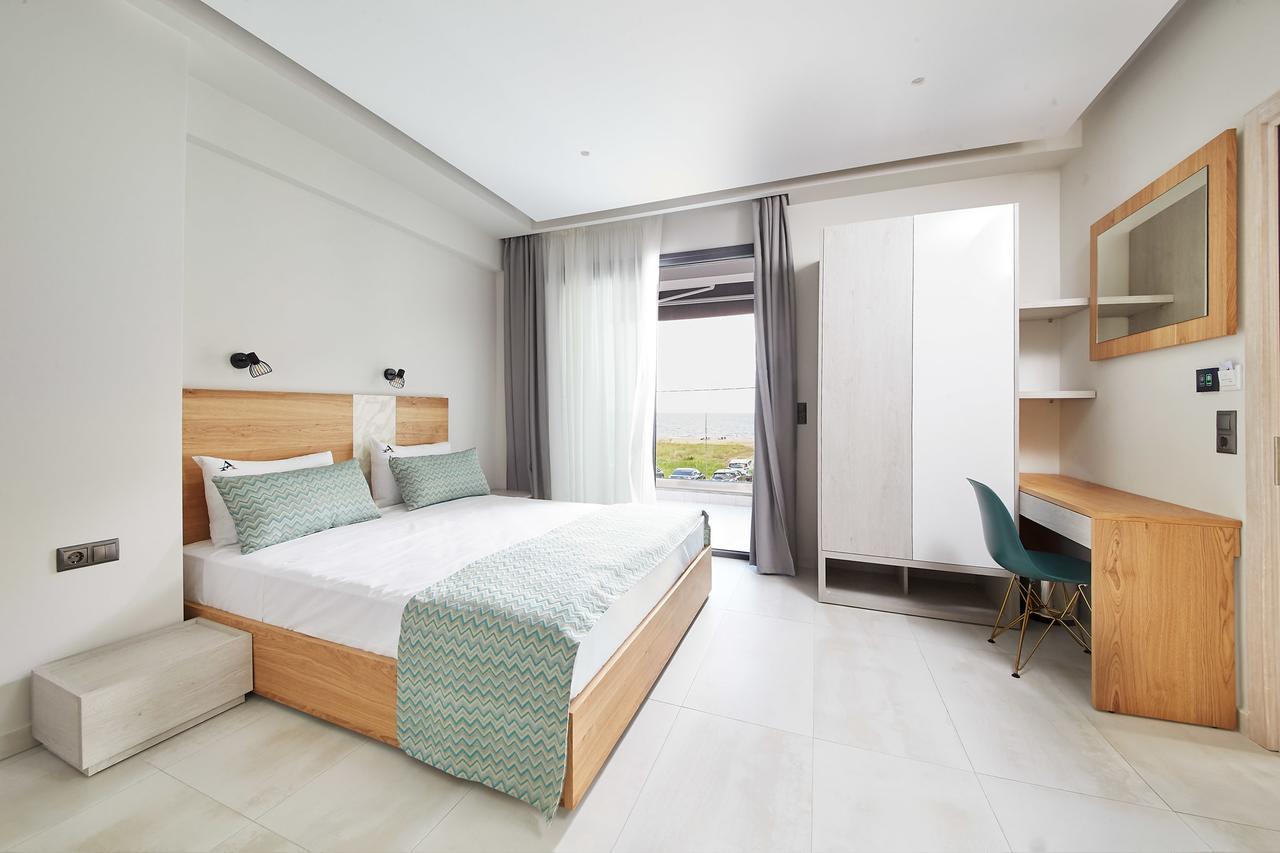 Albatros Suites Vrasná Eksteriør billede