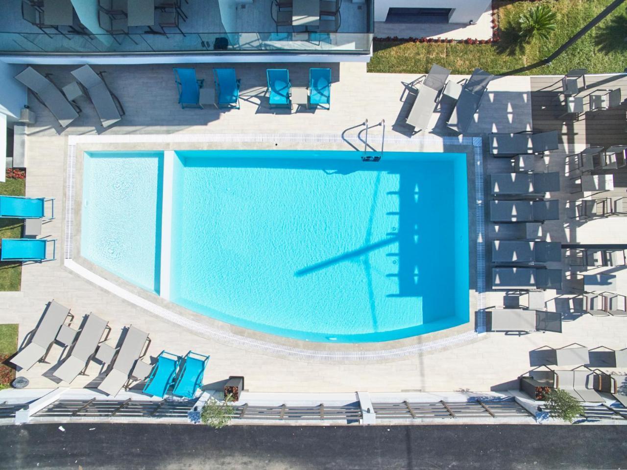 Albatros Suites Vrasná Eksteriør billede